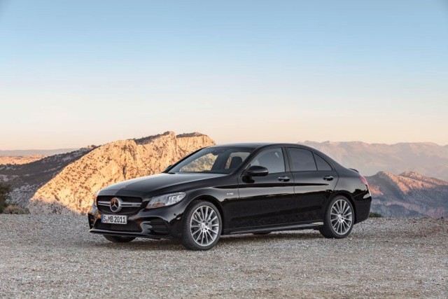 Mercedes-Amg C-Class photo 6