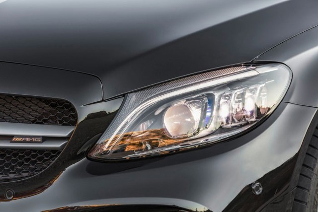 Mercedes-Amg C-Class photo 8