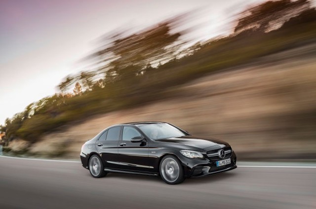 Mercedes-Amg C-Class photo 11