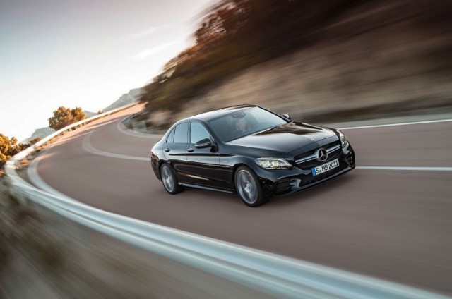 Mercedes-Amg C-Class photo 12