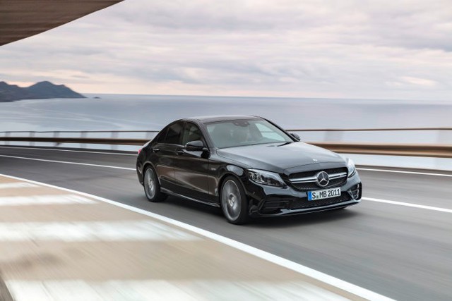 Mercedes-Amg C-Class photo 14