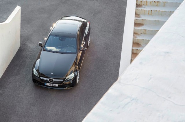 Mercedes-Amg C-Class photo 24