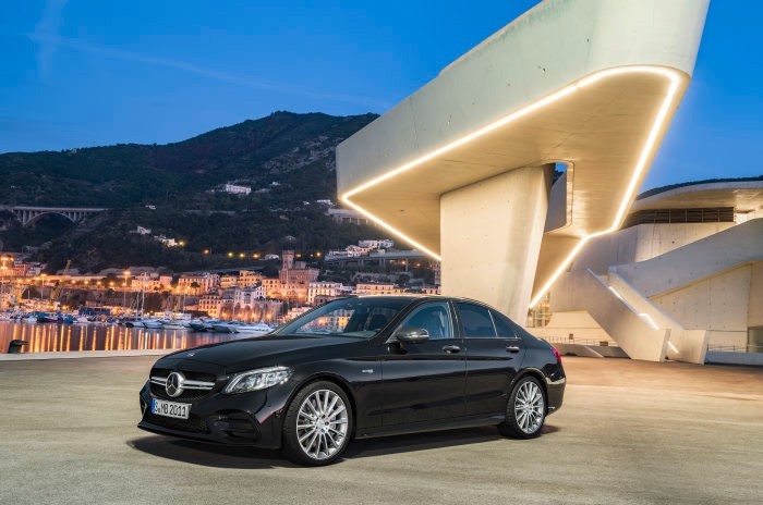 Mercedes-Amg C-Class photo 25