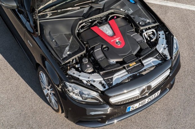 Mercedes-Amg C-Class photo 28