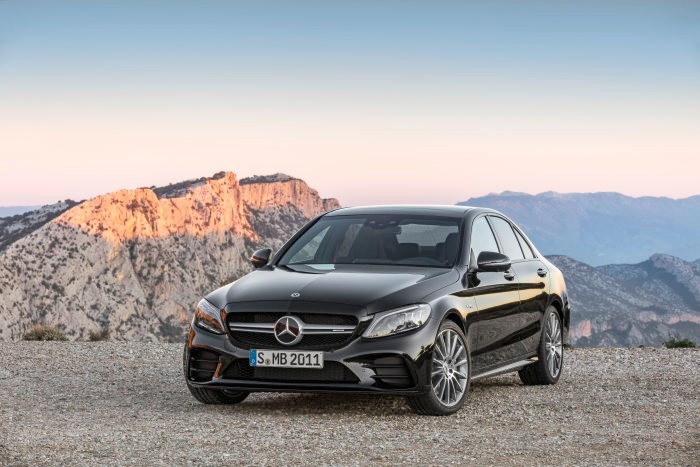 Mercedes-Amg C-Class photo 2