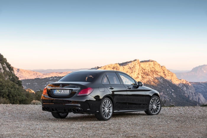 Mercedes-Amg C-Class photo 5
