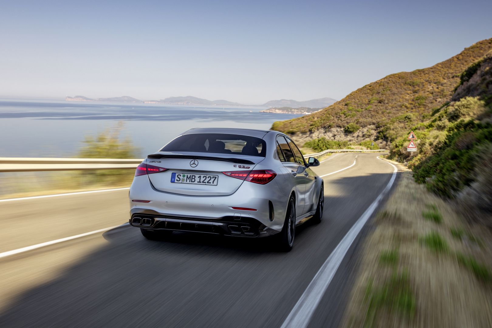 Mercedes-Amg C-Class photo 5