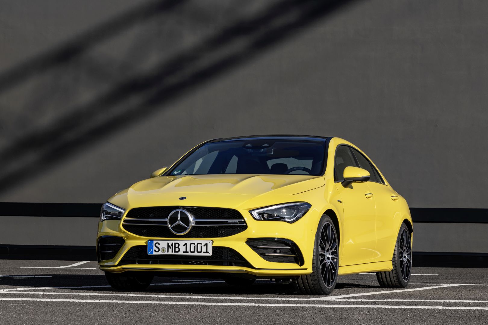 Mercedes-Amg Cla-Class photo 13