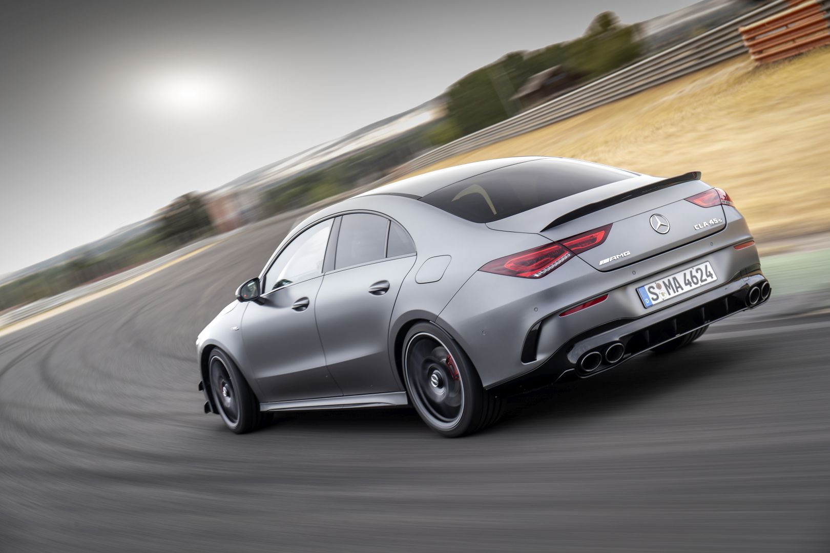 Mercedes-Amg Cla-Class photo 4
