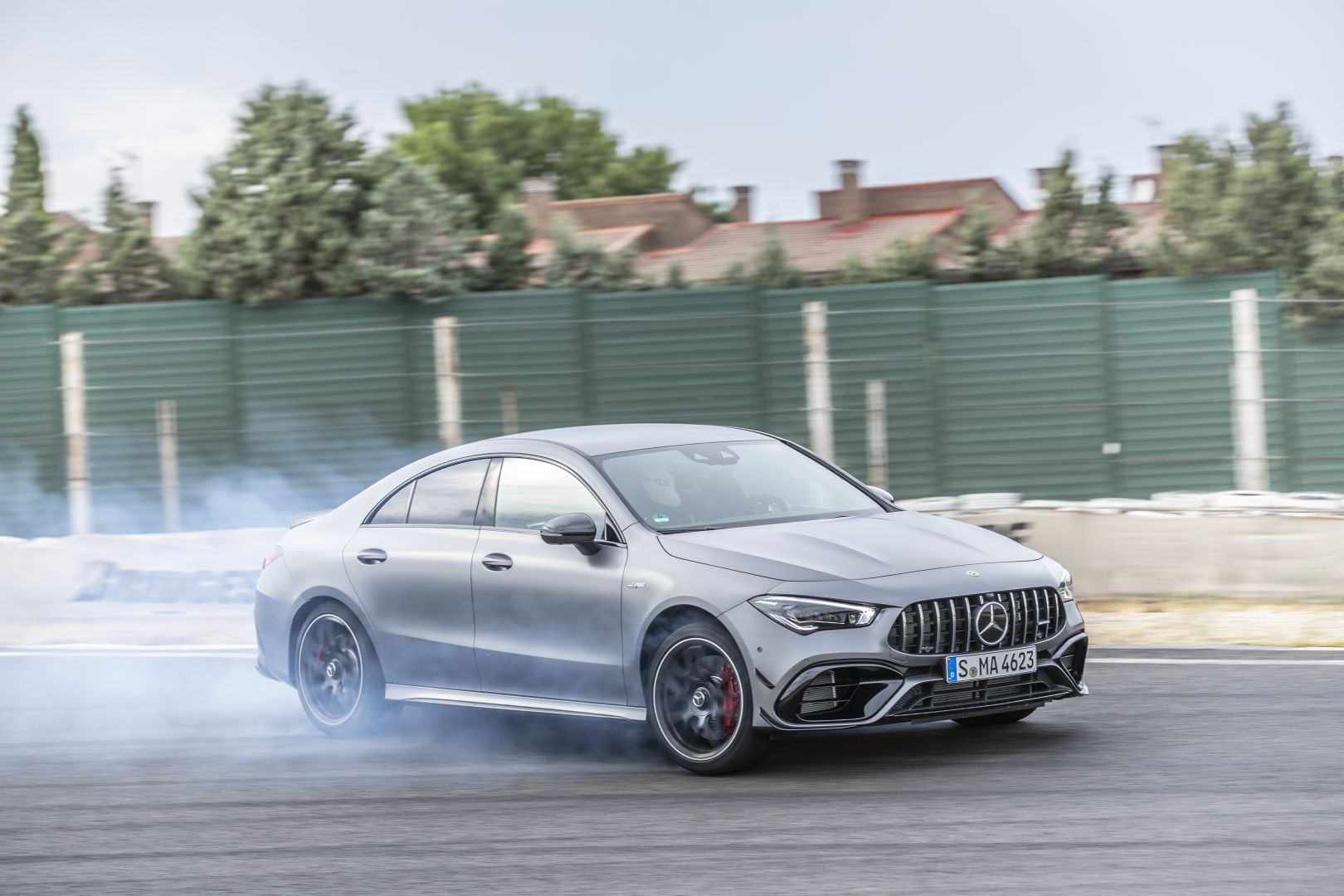 Mercedes-Amg Cla-Class photo 8