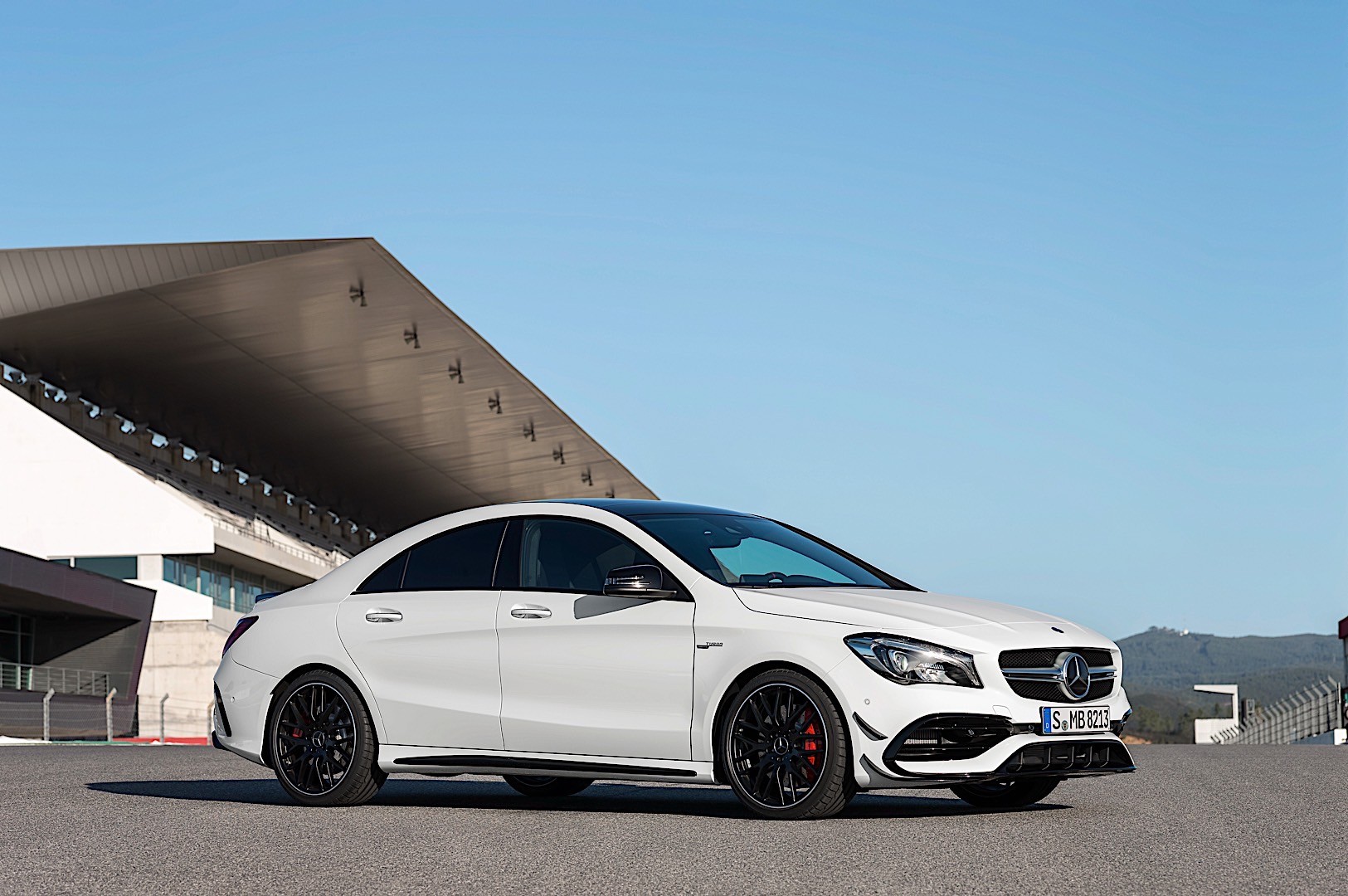 Mercedes-Amg Cla-Class photo 27