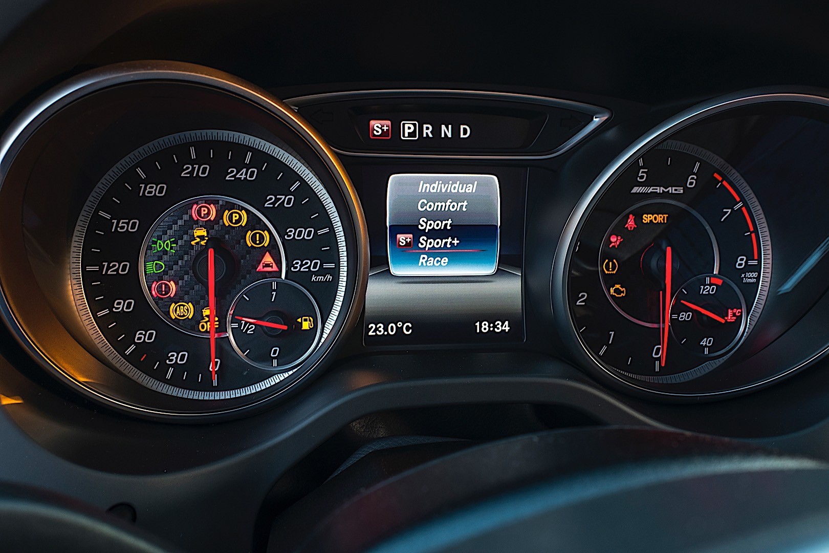 Mercedes-Amg Cla-Class photo 35