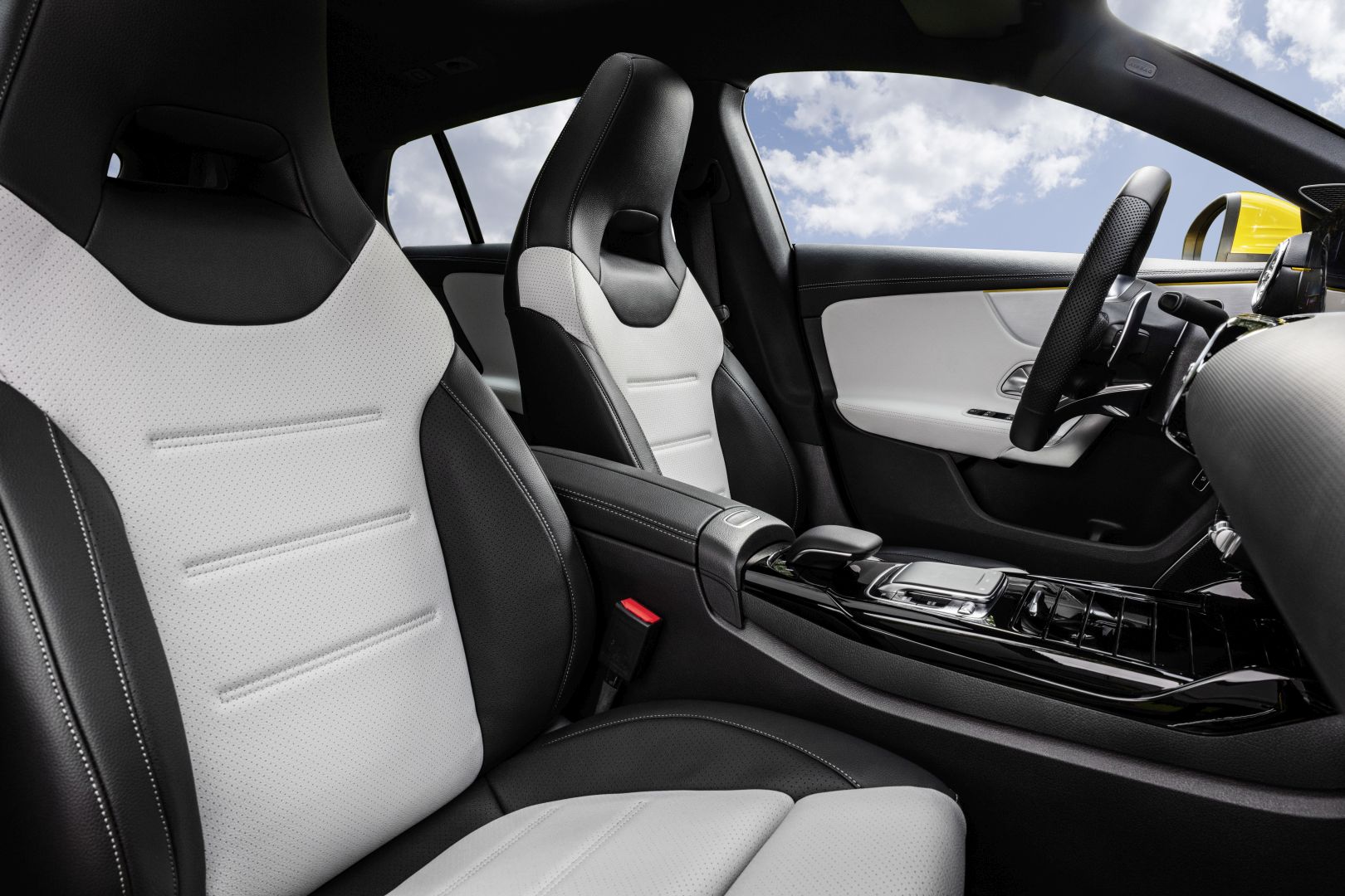 Mercedes-Amg Cla Shooting Brake photo 21