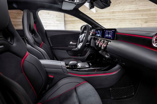 Mercedes-Amg Cla Shooting Brake photo 32