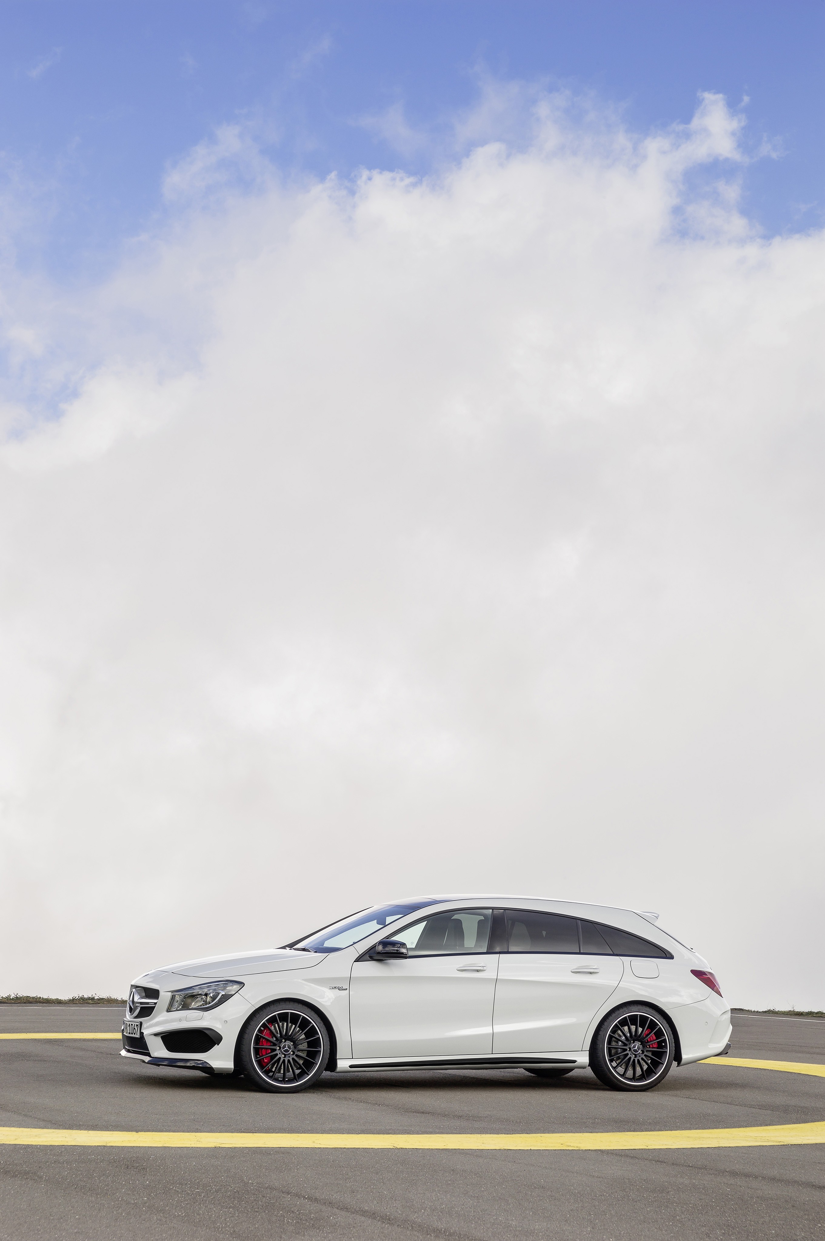 Mercedes-Amg Cla Shooting Brake photo 11