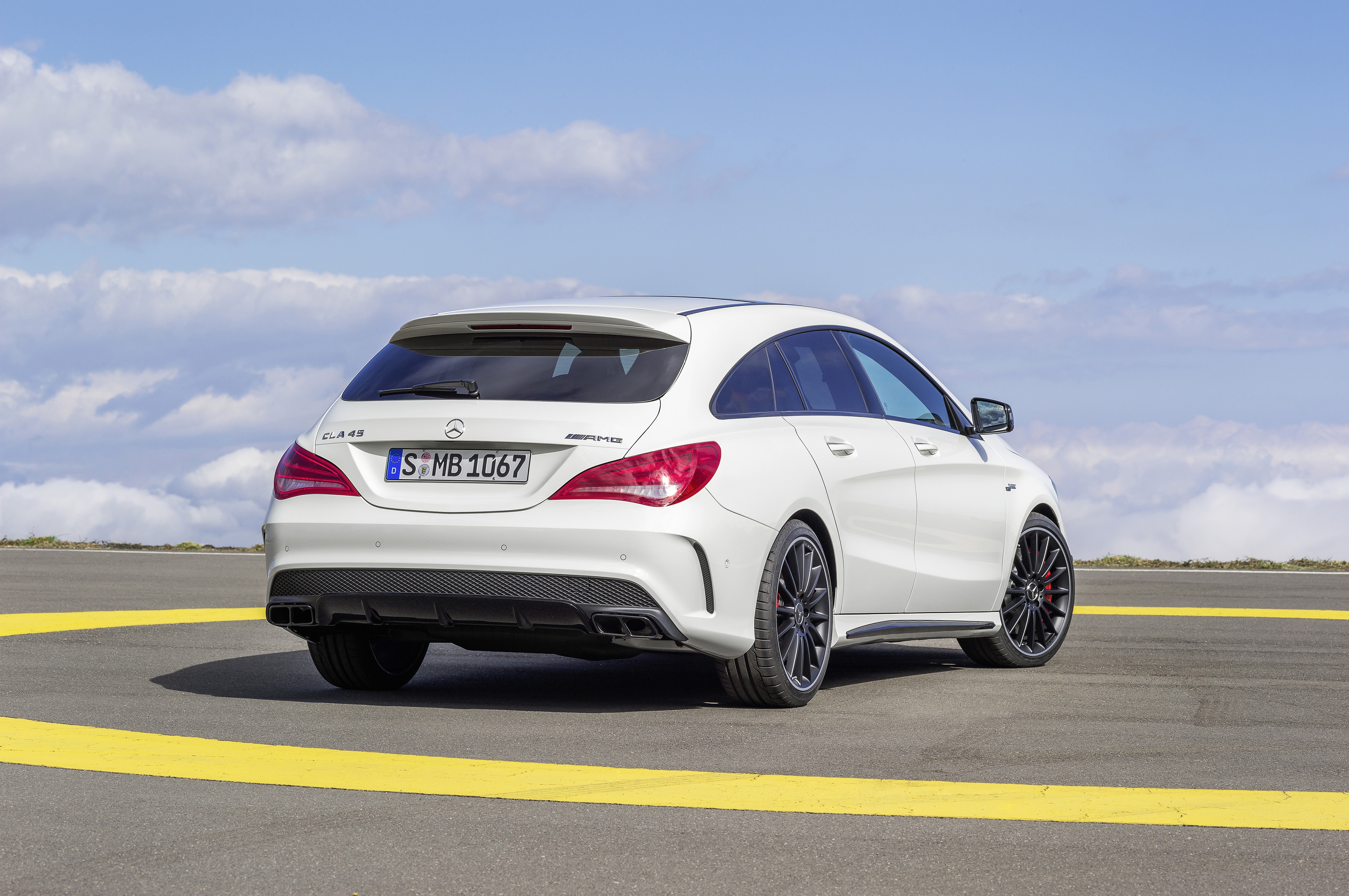 Mercedes-Amg Cla Shooting Brake photo 14