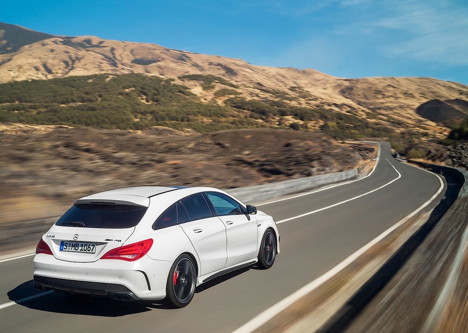 Mercedes-Amg Cla Shooting Brake photo 4