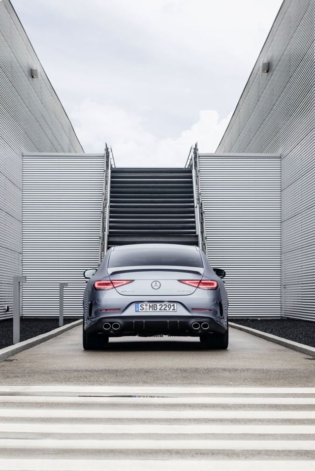 Mercedes-Amg Cls-Class photo 32