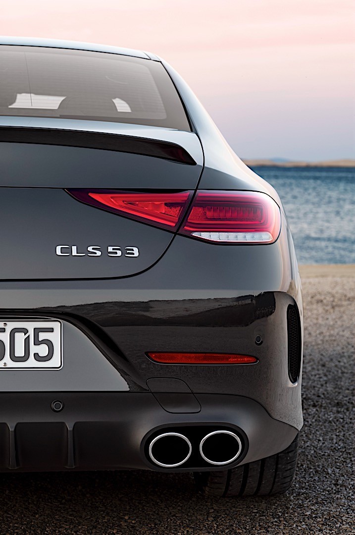 Mercedes-Amg Cls-Class photo 11