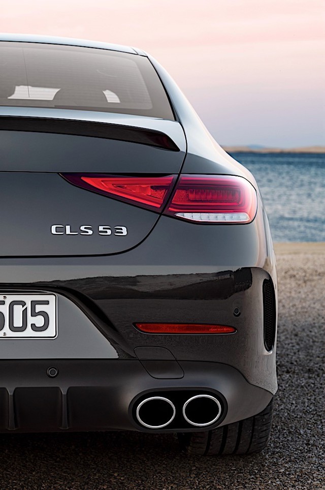 Mercedes-Amg Cls-Class photo 11