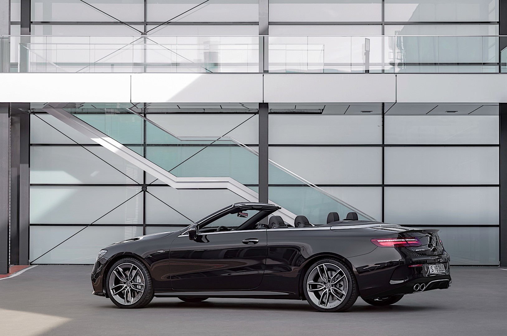 Mercedes-Amg E-Class Cabriolet photo 5