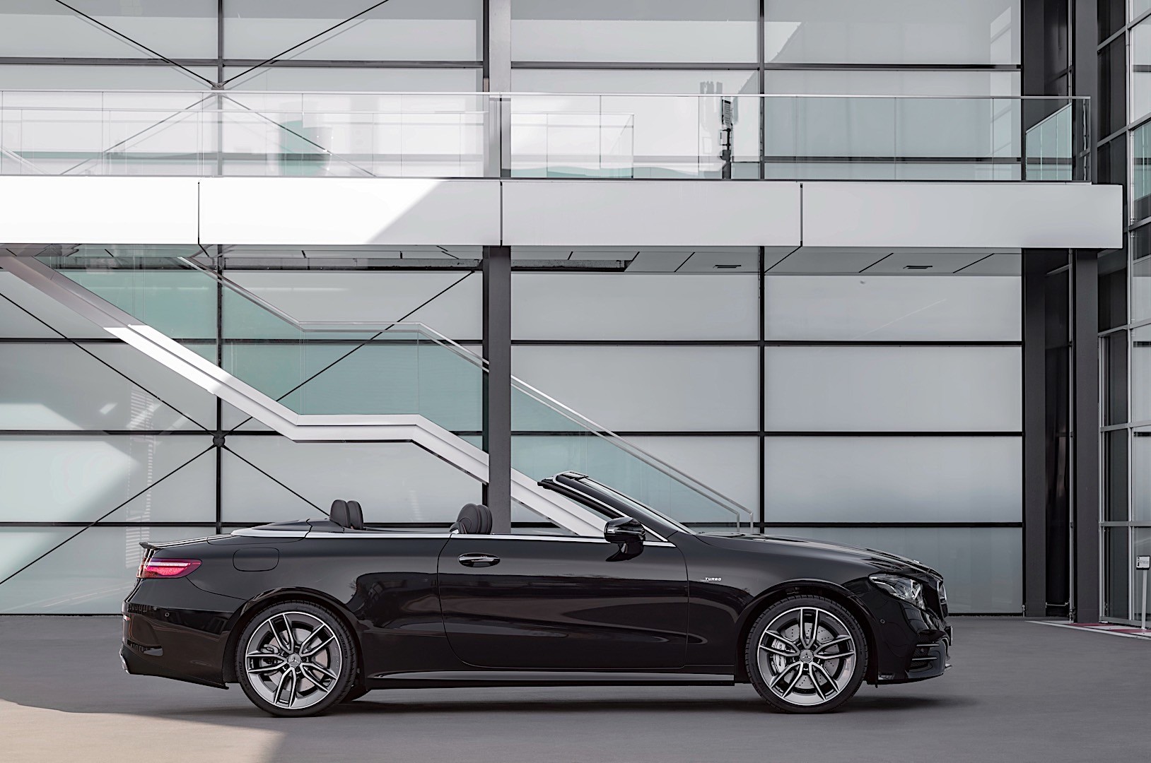 Mercedes-Amg E-Class Cabriolet photo 13