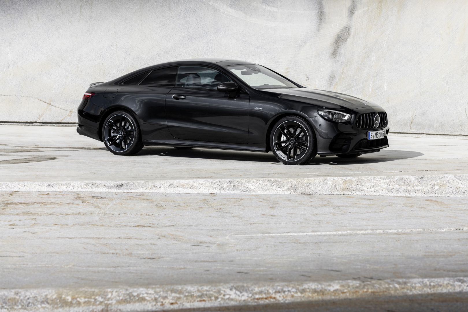 Mercedes-Amg E-Class Coupe photo 14