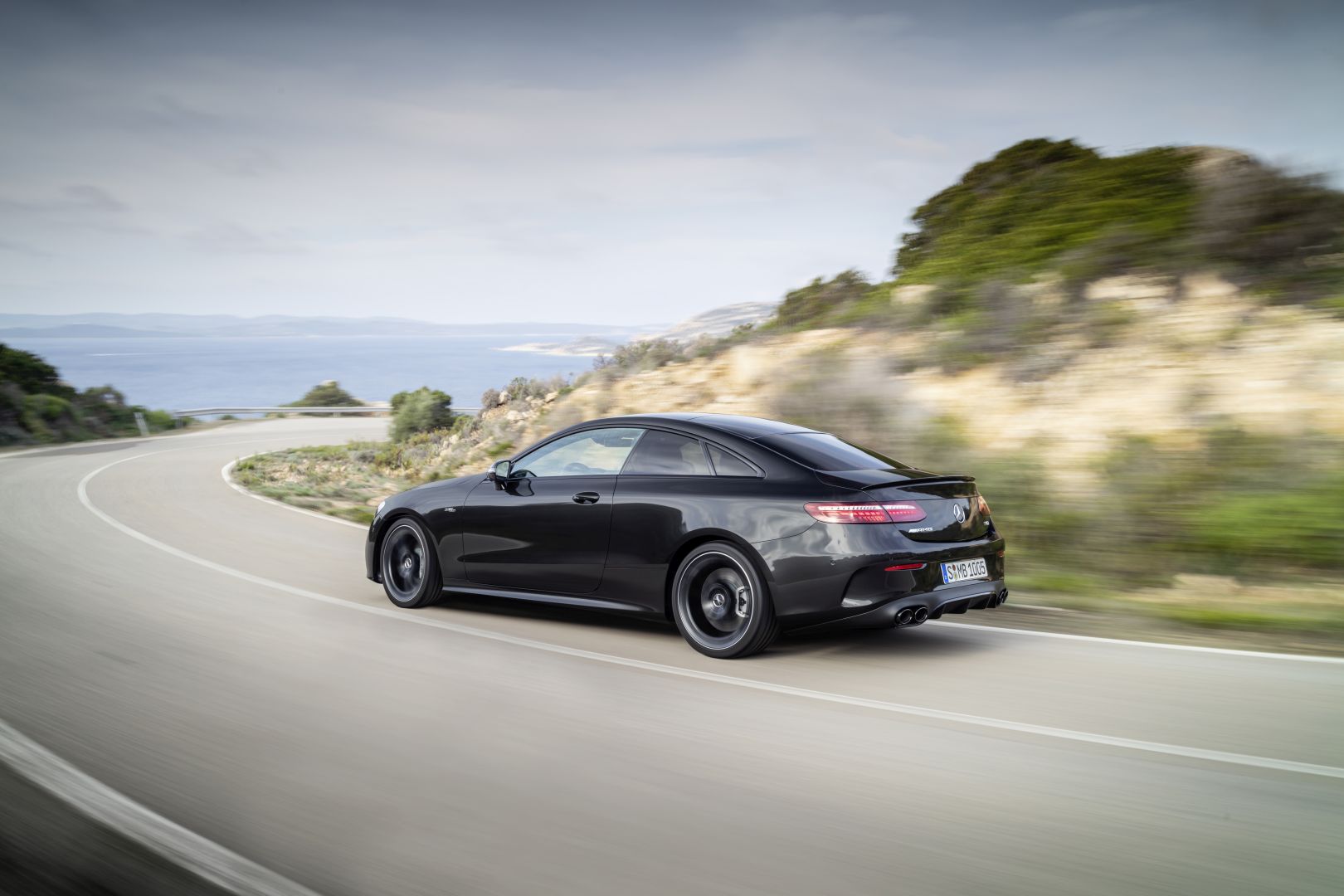 Mercedes-Amg E-Class Coupe photo 3