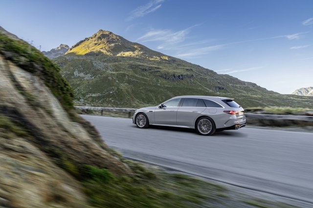 Mercedes-Amg E-Class Estate photo 2