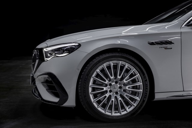 Mercedes-Amg E-Class Estate photo 22