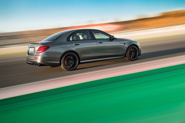 Mercedes-Amg E-Class photo 23