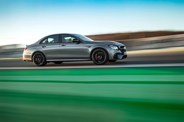 Mercedes-Amg E-Class photo 24
