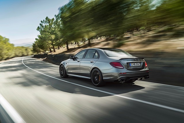 Mercedes-Amg E-Class photo 28