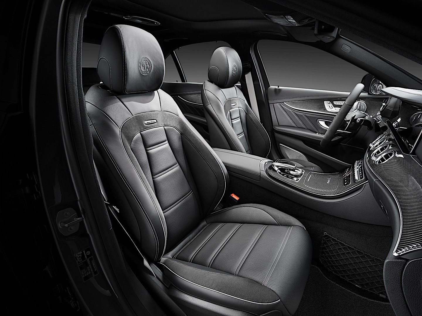 Mercedes-Amg E-Class photo 56