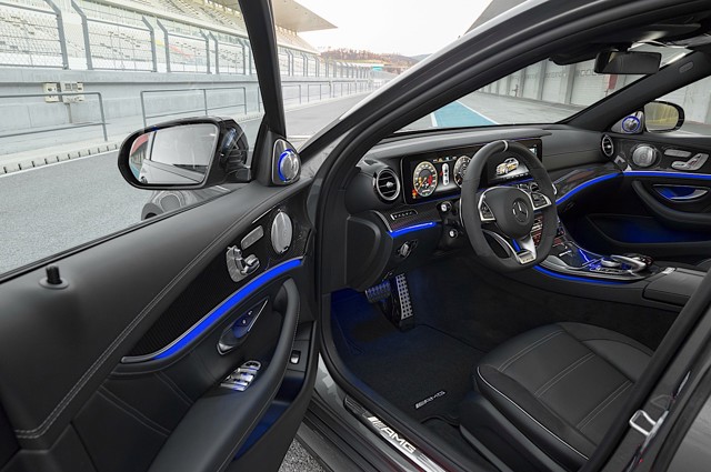 Mercedes-Amg E-Class photo 59