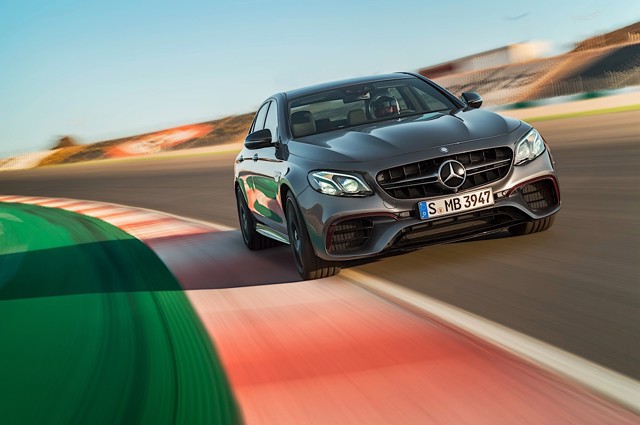 Mercedes-Amg E-Class photo 33