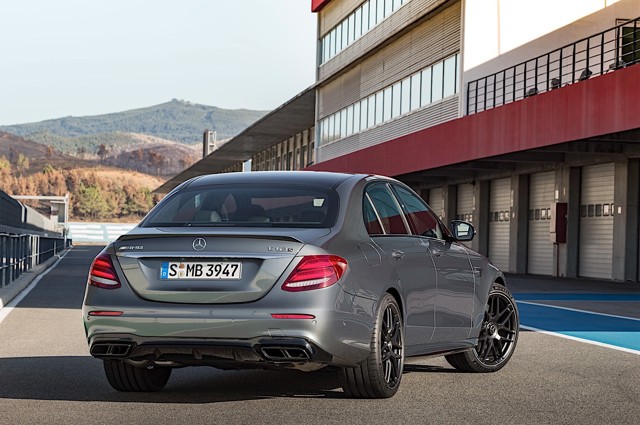 Mercedes-Amg E-Class photo 7