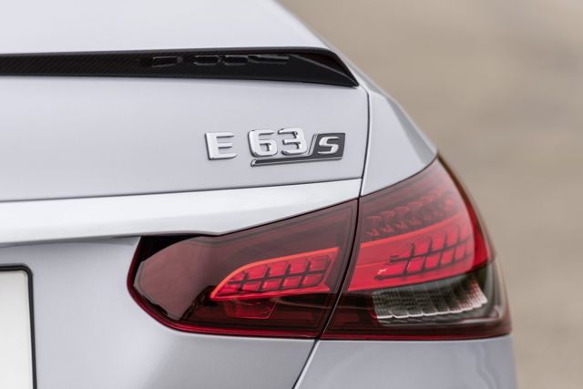 Mercedes-Amg E-Class photo 20