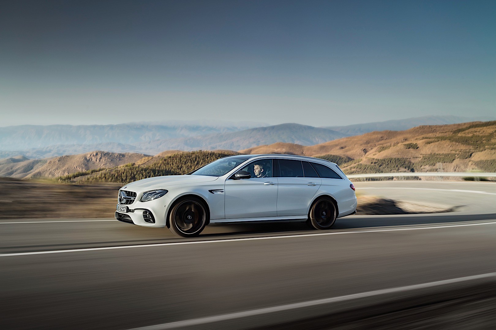 Mercedes-Amg E-Class photo 7