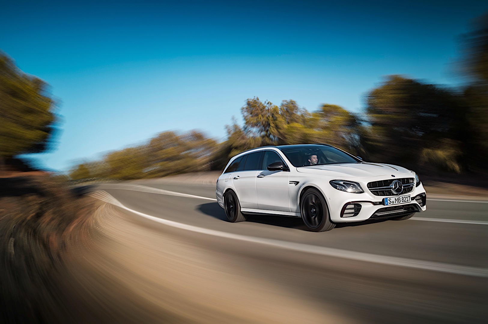 Mercedes-Amg E-Class photo 9