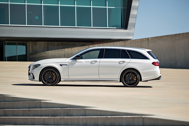 Mercedes-Amg E-Class photo 16