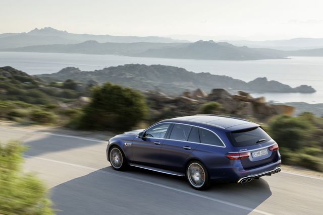 Mercedes-Amg E-Class Foto 16