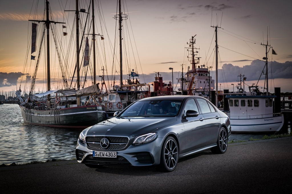 Mercedes-Amg E-Class photo 32
