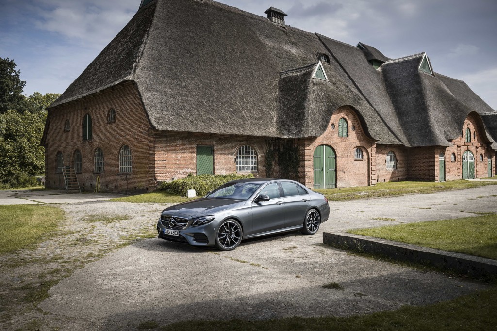 Mercedes-Amg E-Class photo 37