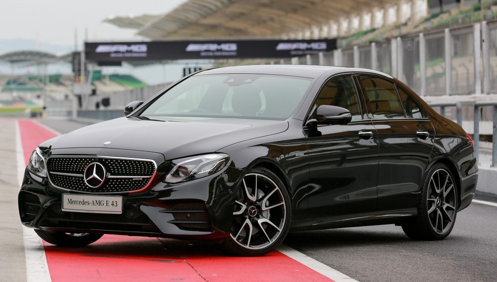 Mercedes-Amg E-Class photo 42