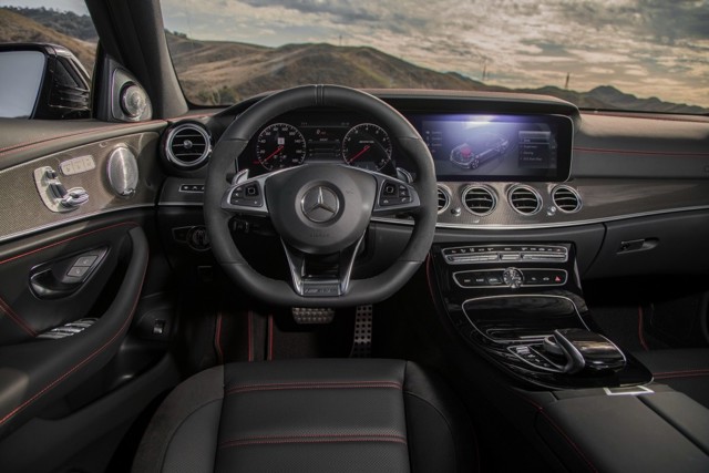 Mercedes-Amg E-Class foto 58