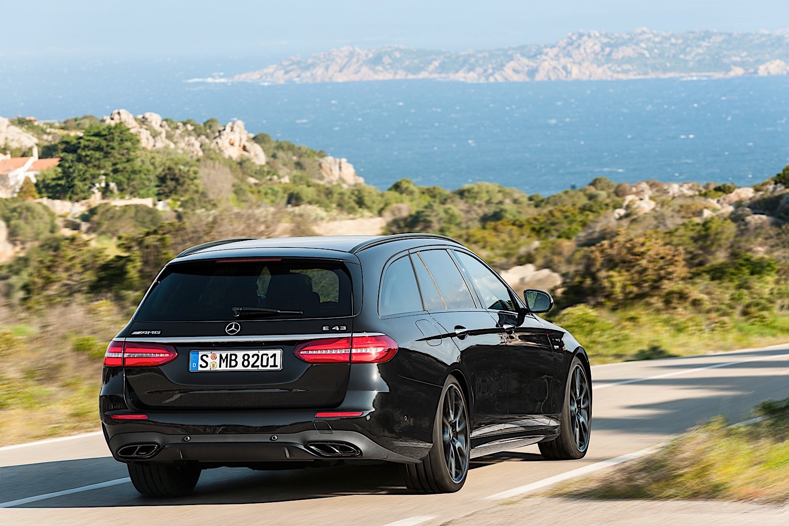 Mercedes-Amg E-Class photo 6