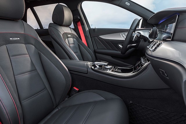 Mercedes-Amg E-Class Foto 46