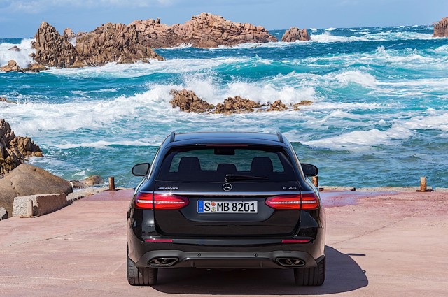 Mercedes-Amg E-Class Foto 16