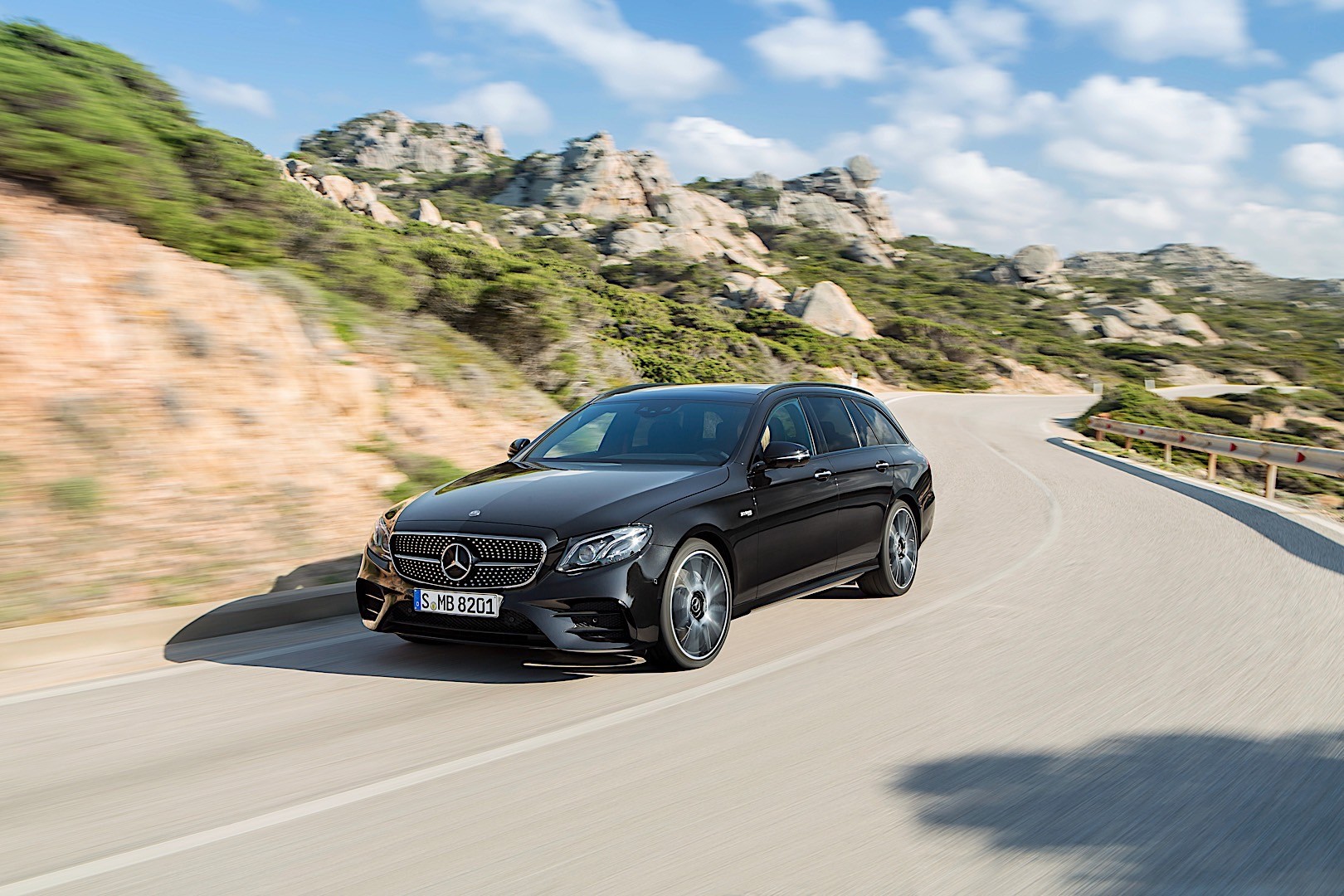 Mercedes-Amg E-Class photo 18